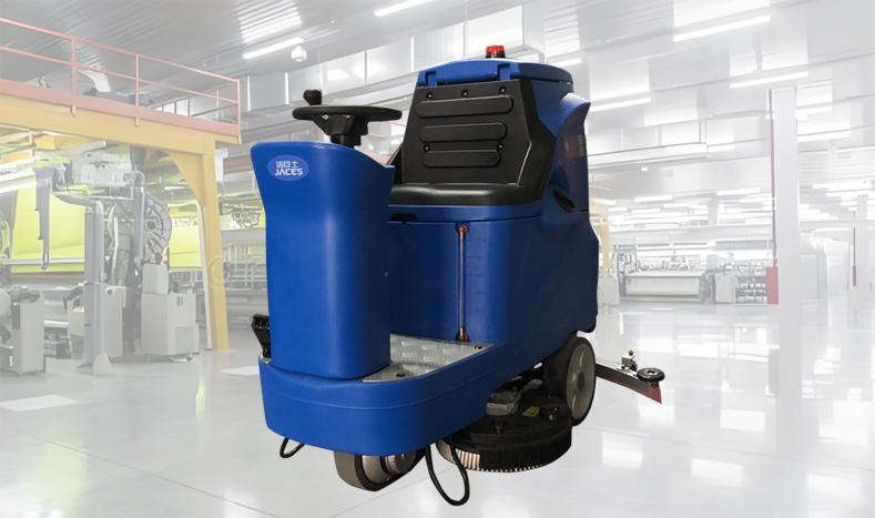 駕駛式洗地機(jī)使用